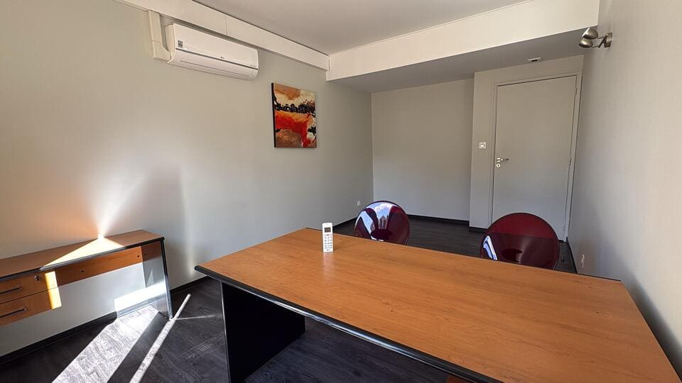 Bureau sci-golam.fr-2 Bureau sci-golam.fr-2